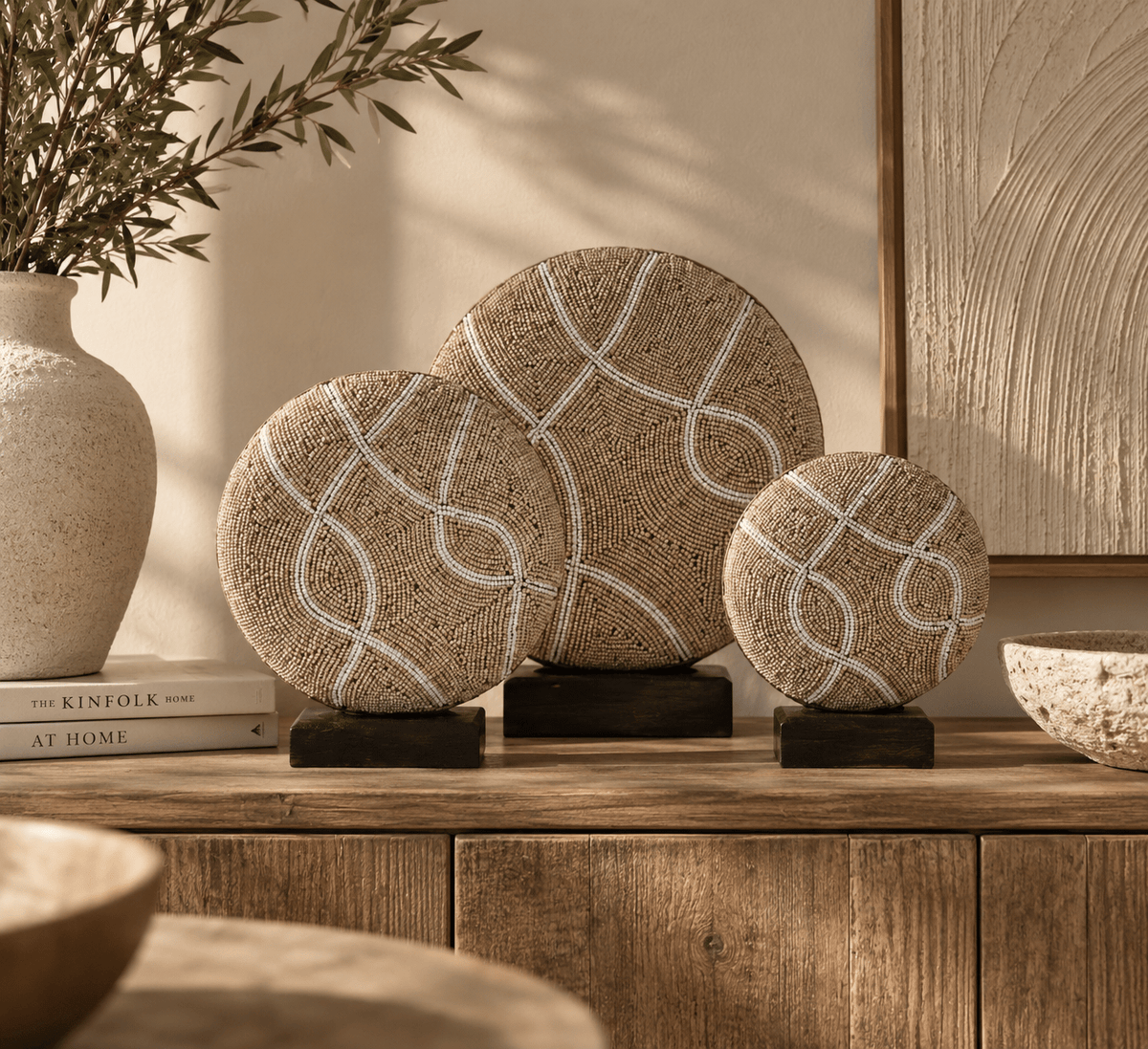 Handgemaakt kralenornament Bali Wave naturel/wit – S, M & L - Youna Label