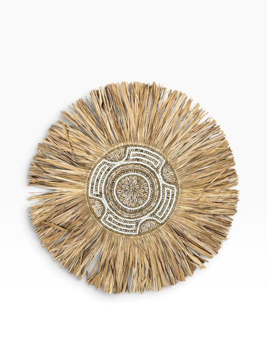 Handgemaakte raffia wanddecoratie naturel/crème – 30 cm - Youna Label